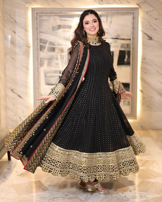PREMIUM READYMADE LUXURY ANARKALI SUIT 3 PIS