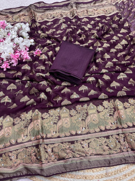 mono banglori with beautiful piping saree