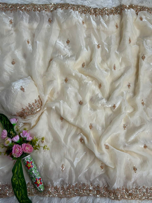 Very soft elegant nd rich look fendy sartin saree