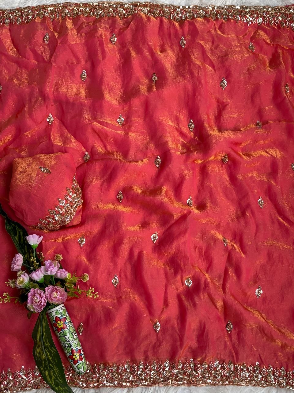 Very soft elegant nd rich look fendy sartin saree