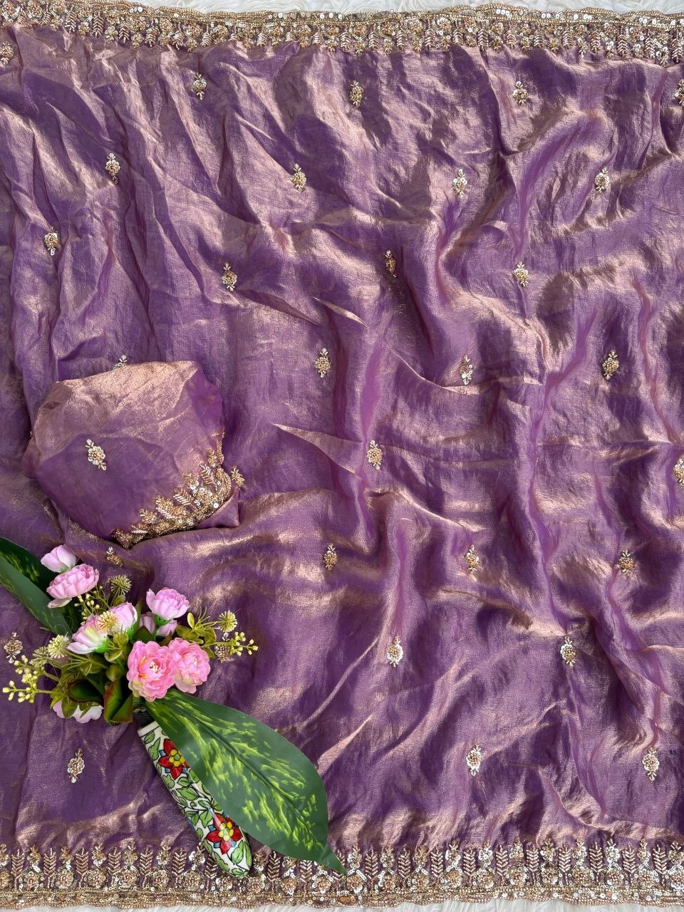 Very soft elegant nd rich look fendy sartin saree