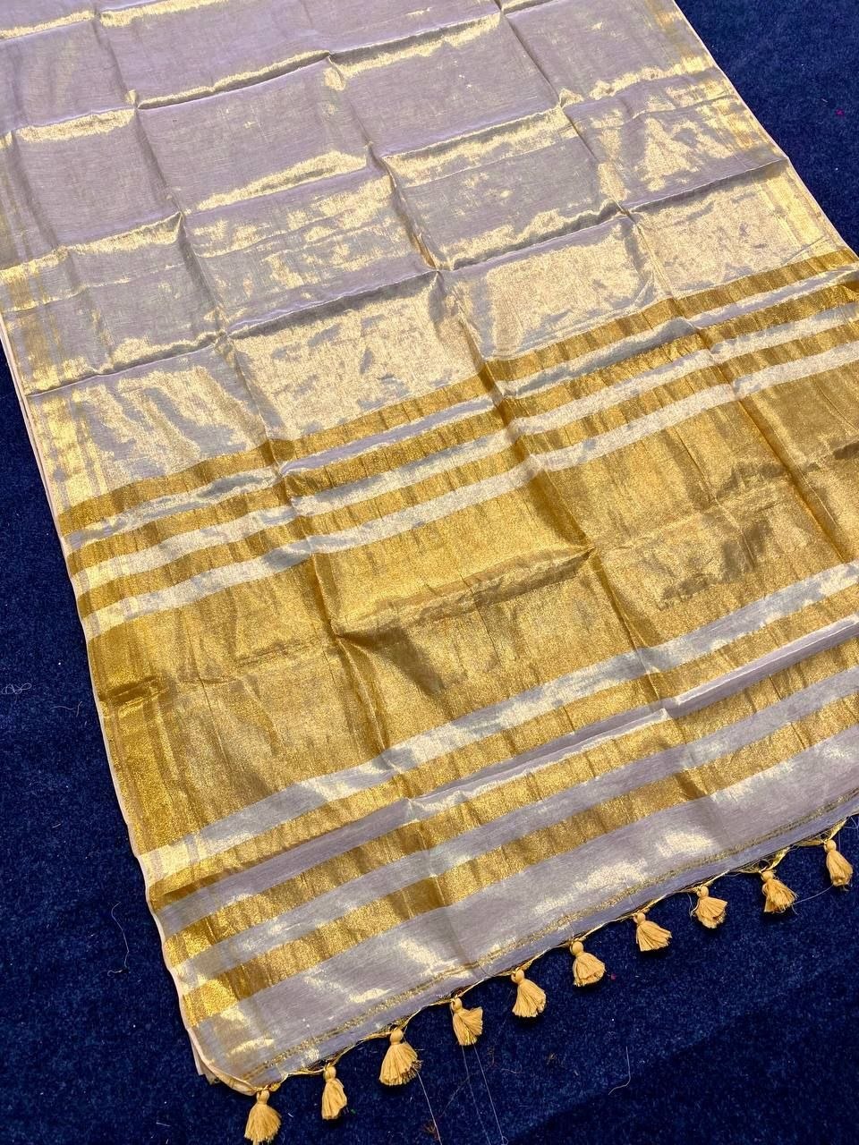 elegant saree is crafted from lightweight saree