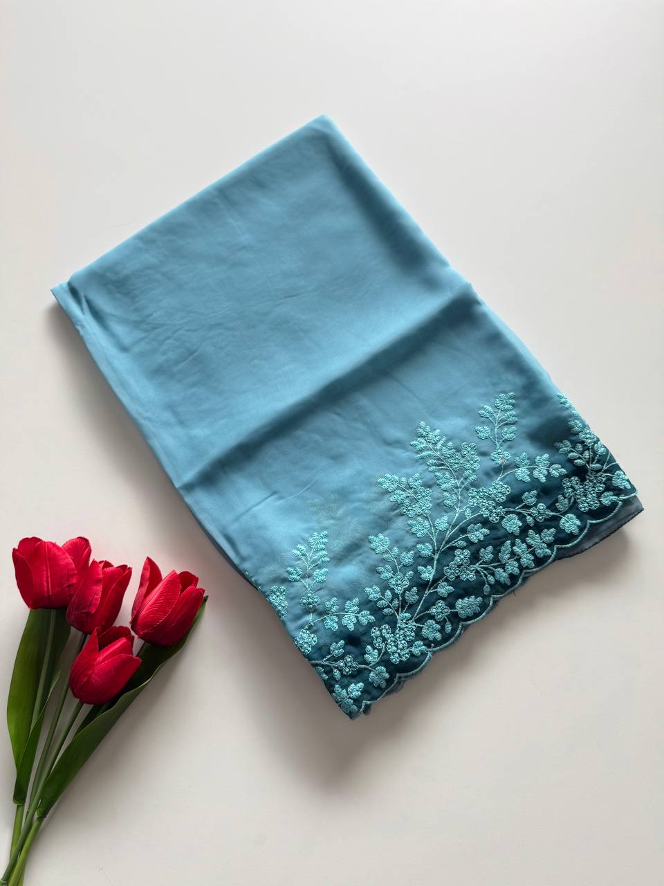 Soft & Flowing Georgette fabric saree