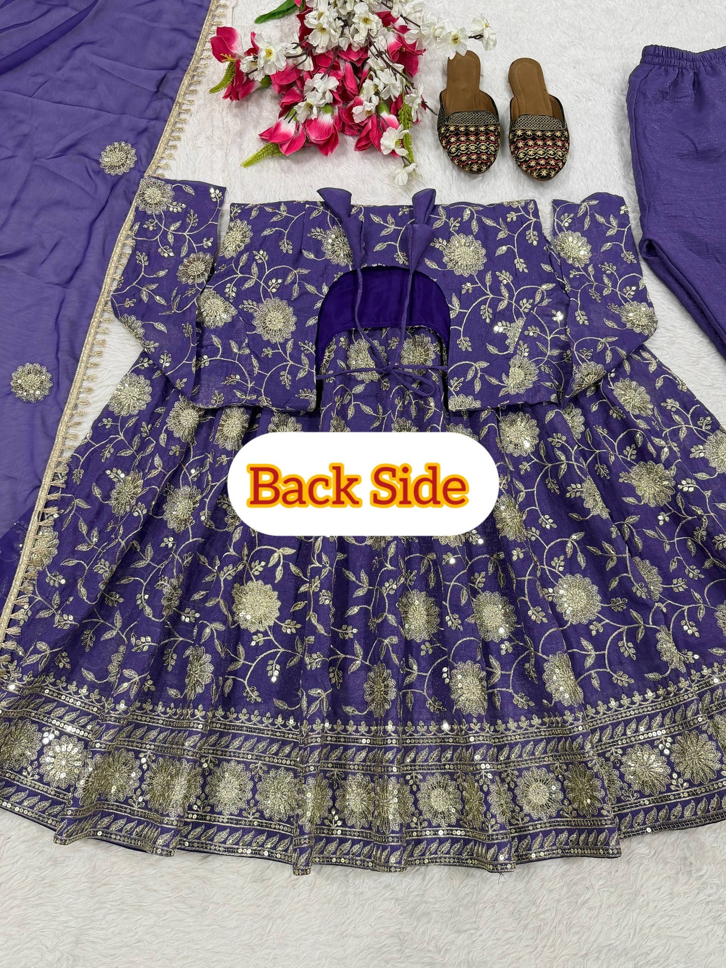 Presenting New Đěsigner Anarkali Suit In New Fancy Style