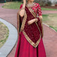 Sehen Sie umwerfend aus in diesem wunderschönen cremefarbenen Lehenga-Set