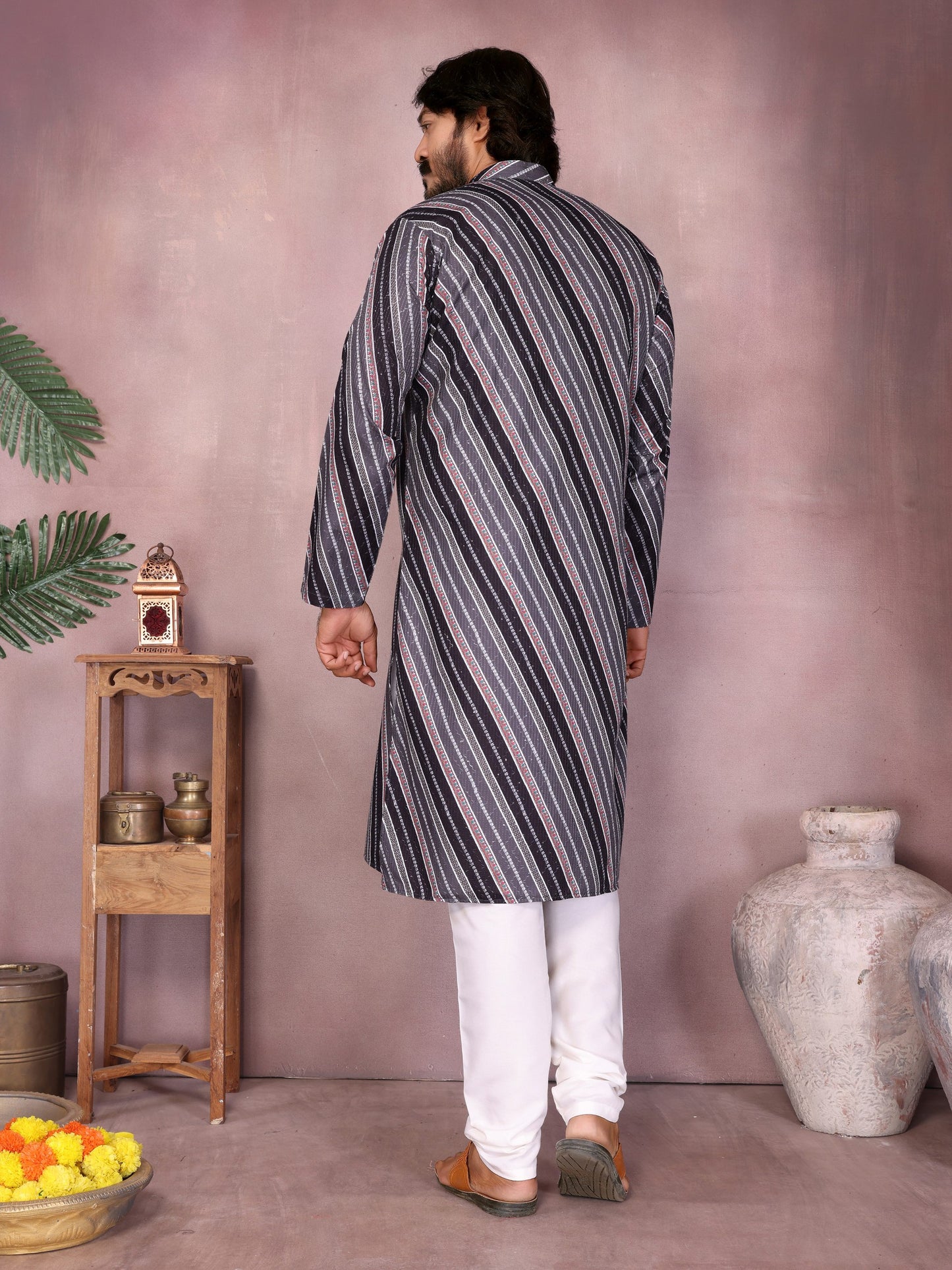 Presenting Men's Kurta Pyjama