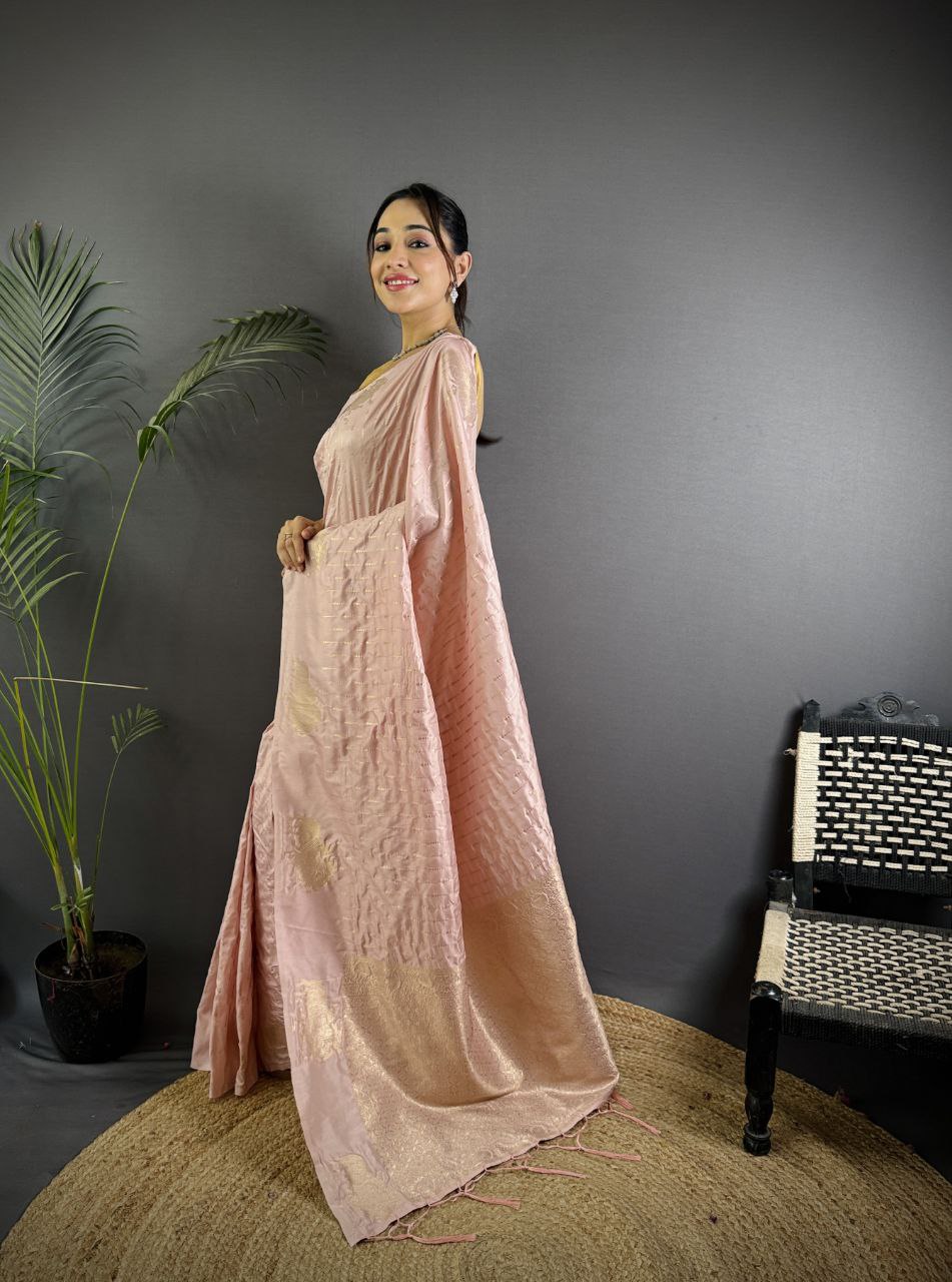 Very Unique lichi silk saree with Beautiful weaving