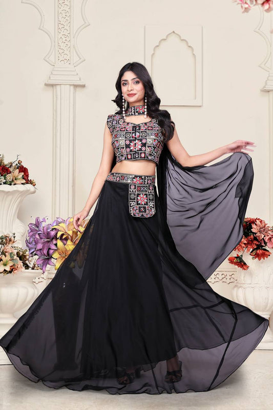 CHOLI LEHENGA BRODÉ EN VELOURS DE SÉQUENCE DE CORDON DE STYLE NEW BEUTIQUE