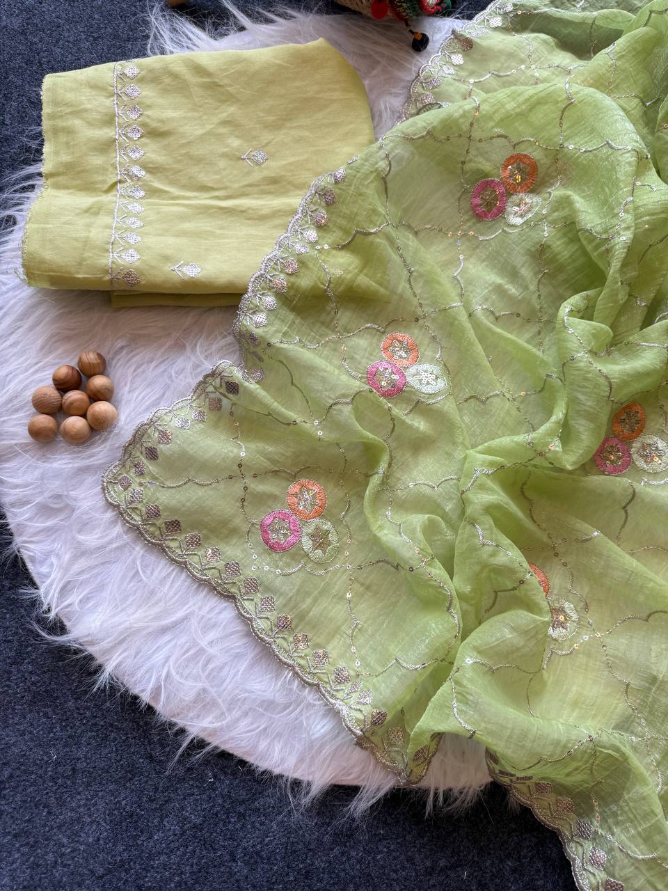 Soft Chiffon crunchy Blend Saree