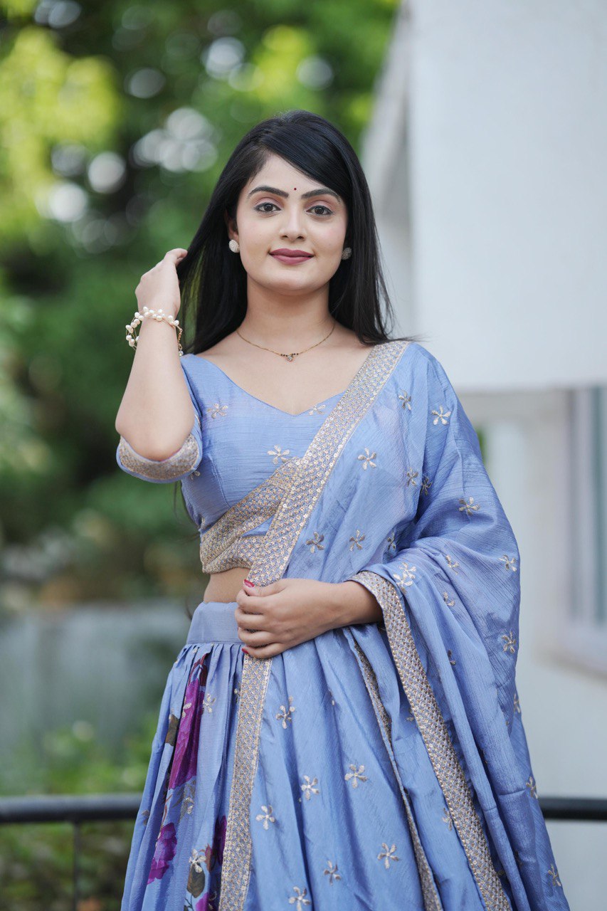 Célébrez le charme de la culture indienne avec ce magnifique ensemble lehenga