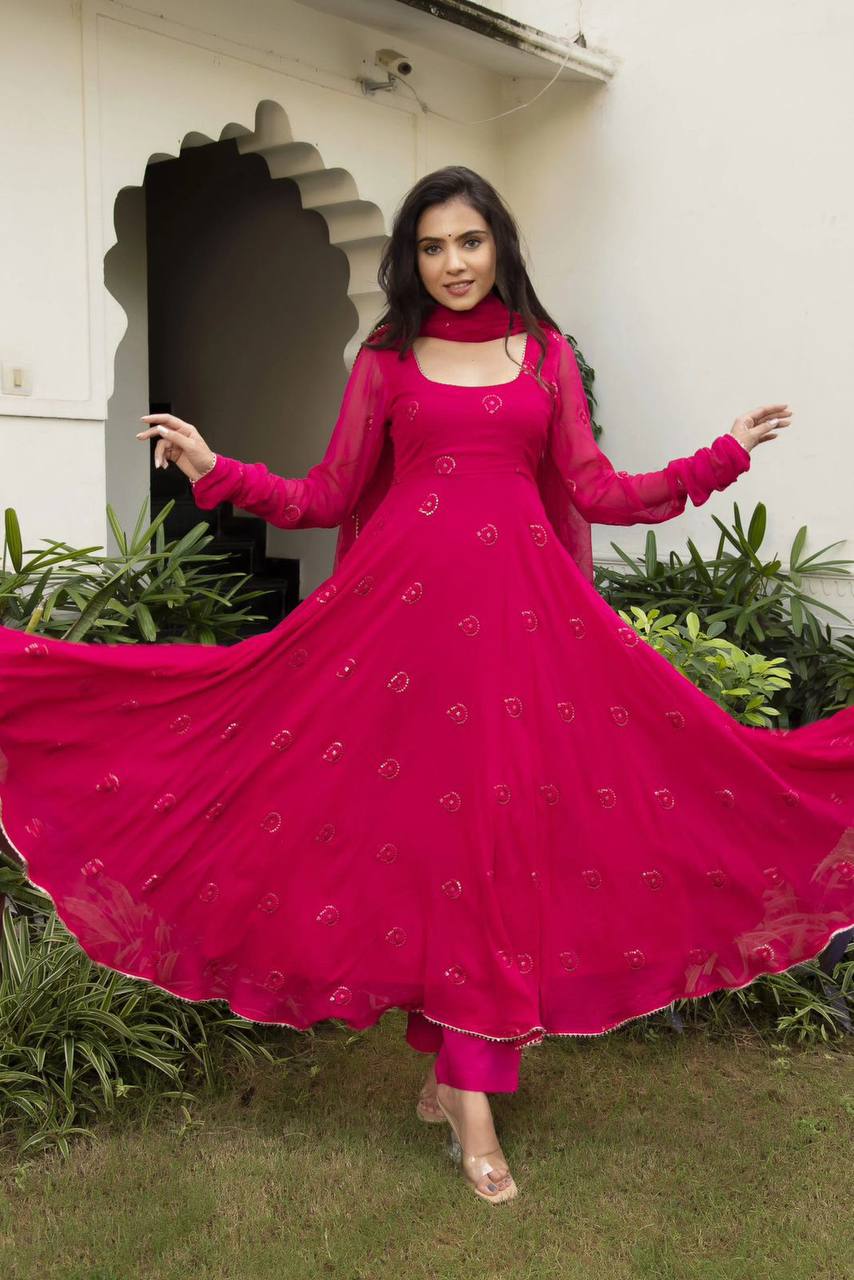 Blossom in style with this flirty floral Grorgett anarkali