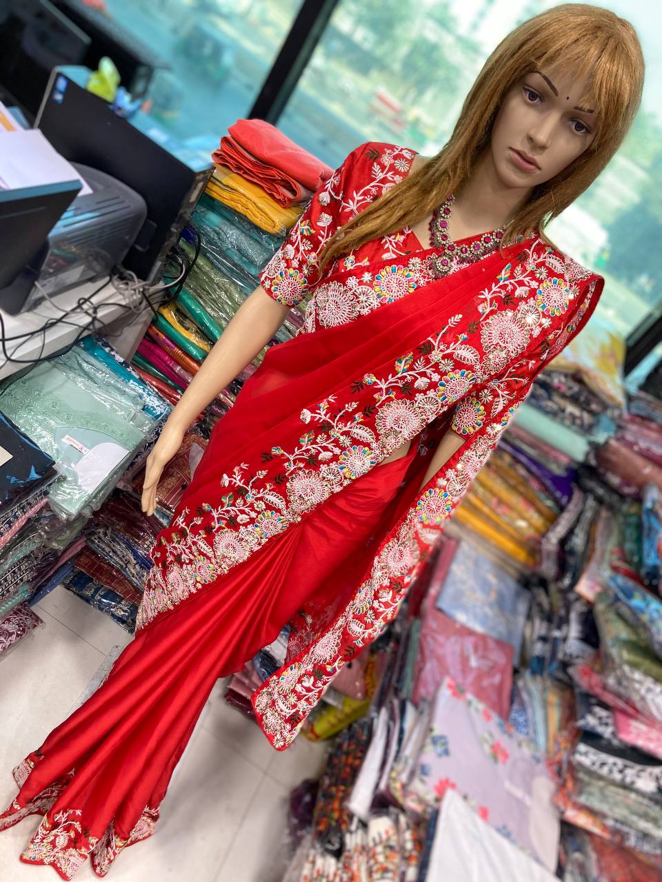 Looking some one for this same colour beautiful Saree