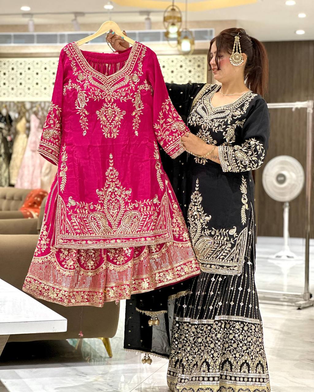 Begehrenswerter, schicker Georgette-Künstleranzug mit Sequenzstickerei