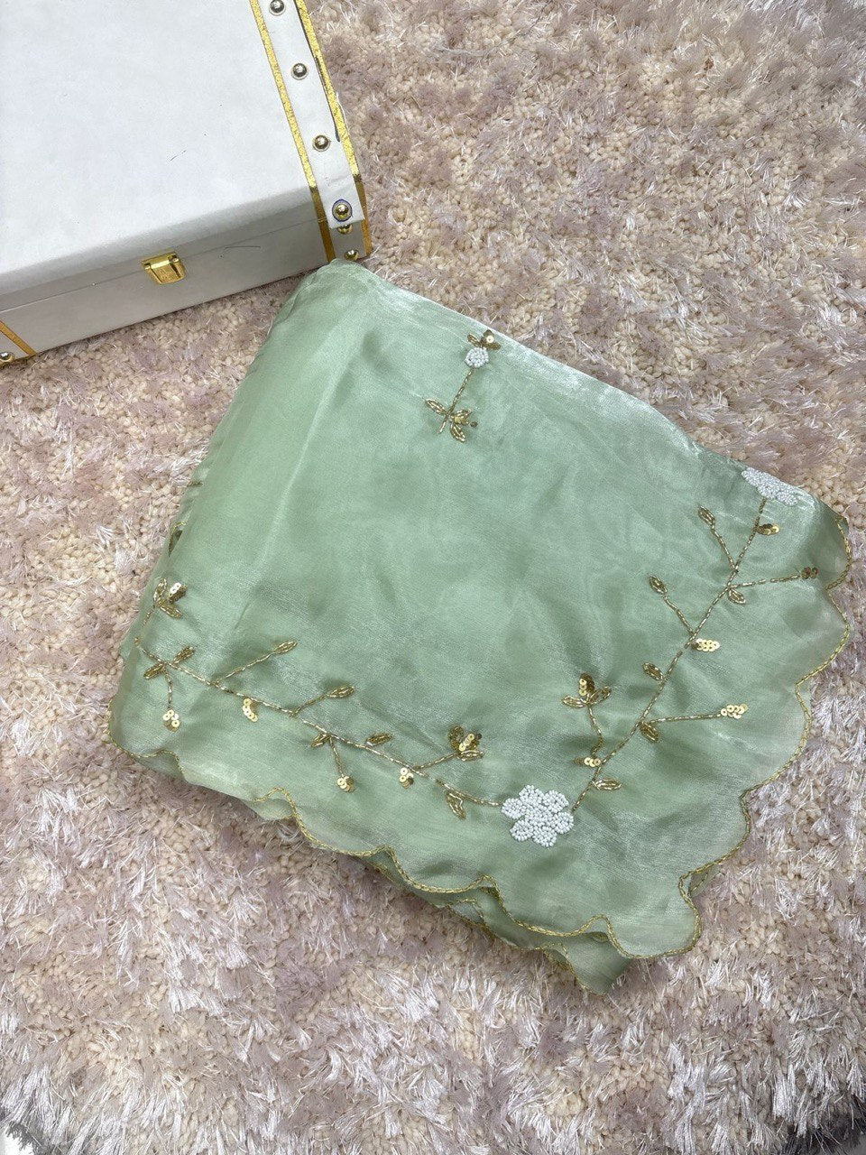 Jimmy choo fabric khatli handwork and amzing cut work border Saree