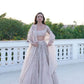 Einführung eines 4 Meter ausgestellten Lehenga mit Paillettenstickerei und Cut-Work
