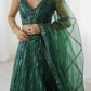 Sehen Sie umwerfend aus in diesem wunderschönen cremefarbenen Lehenga-Set