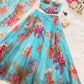 Sehen Sie umwerfend aus in diesem wunderschönen cremefarbenen Lehenga-Set