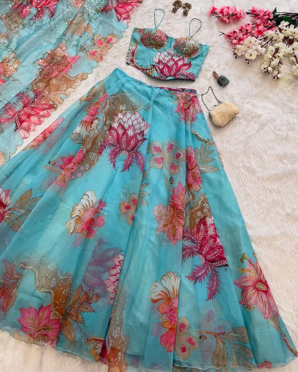 Sehen Sie umwerfend aus in diesem wunderschönen cremefarbenen Lehenga-Set