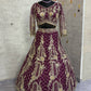 Sehen Sie umwerfend aus in diesem wunderschönen cremefarbenen Lehenga-Set