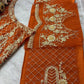 Sehen Sie umwerfend aus in diesem wunderschönen cremefarbenen Lehenga-Set