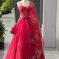 Sehen Sie umwerfend aus in diesem wunderschönen cremefarbenen Lehenga-Set