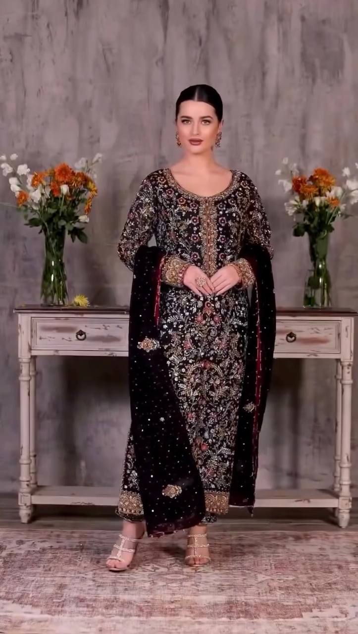 Launching New Trending Collection 3 Pices Ready Made Long Kurti - Pent With Dupatta