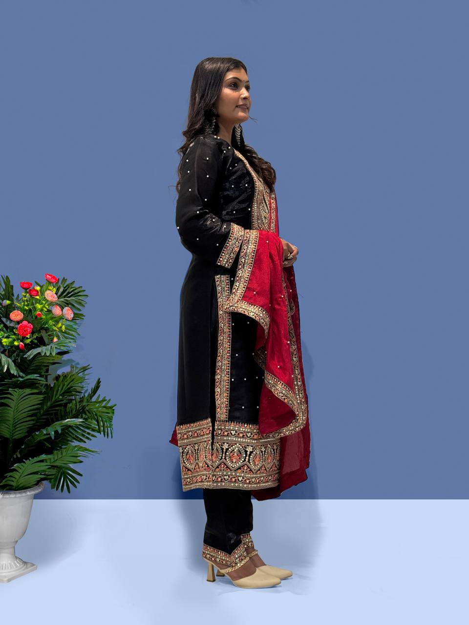 New Premium Quality Real Modeling Suit