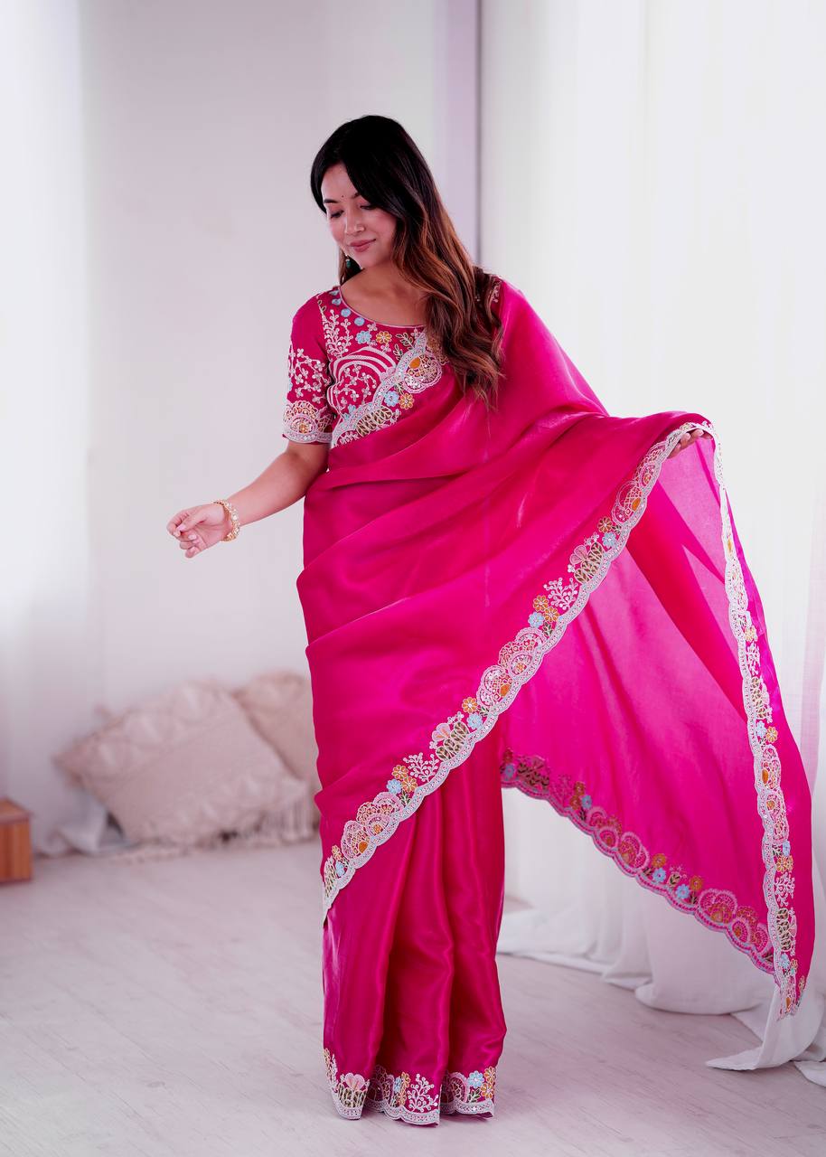 New Launching Real Saree Modelling By Aarti Chauhan