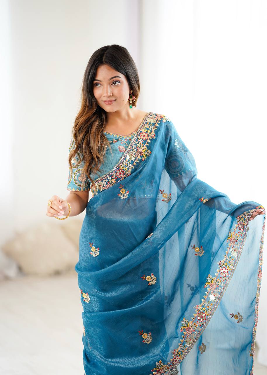 New Launching Real Saree Modelling By Aarti Chauhan