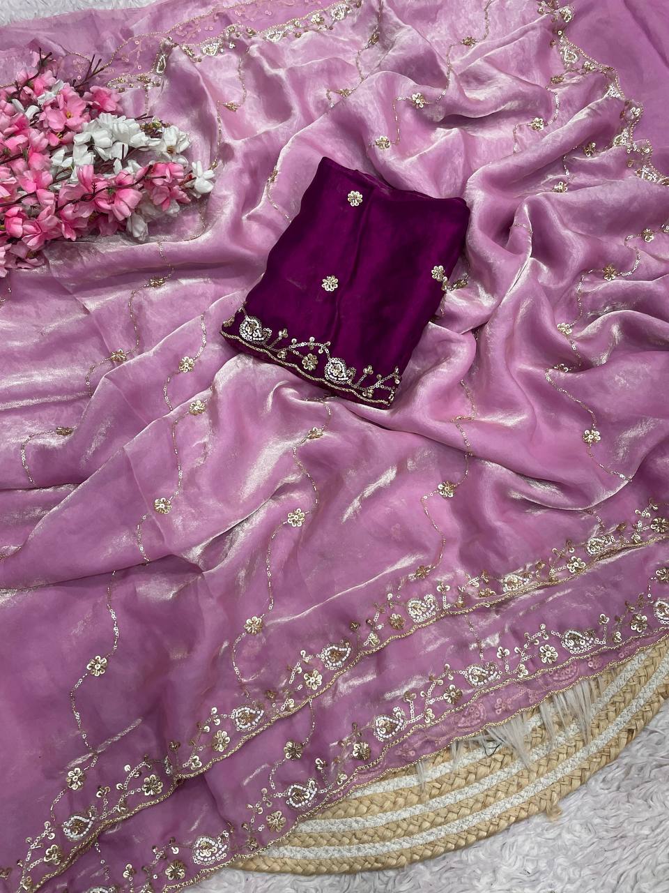 Fandy sattin Presents New Bollywood Trending Design Saree