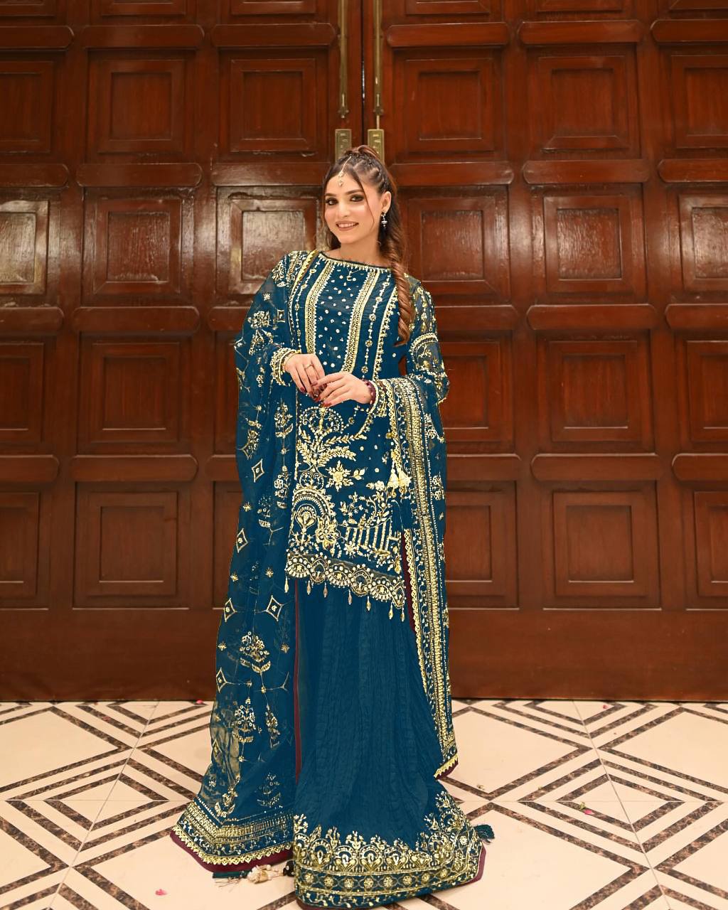 Launching New Đěsigner Party Wear Look Pur Heavy Faux Georgette Top Plazzo & Dupatta Set