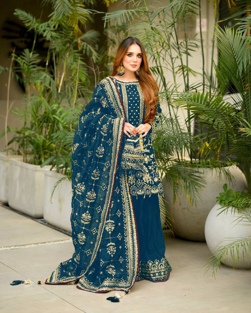 Launching New Đěsigner Party Wear Look Pur Heavy Faux Georgette Top Plazzo & Dupatta Set