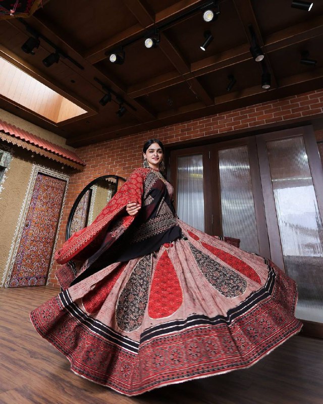 2024THIS NAVRATRI ROCK WITH THIS PRINTED LEHENGA CHOLI WITH DUPATTA