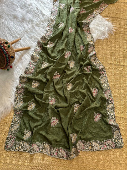 Superb Soft Refined Crunchy crush georgett base fabric Saree