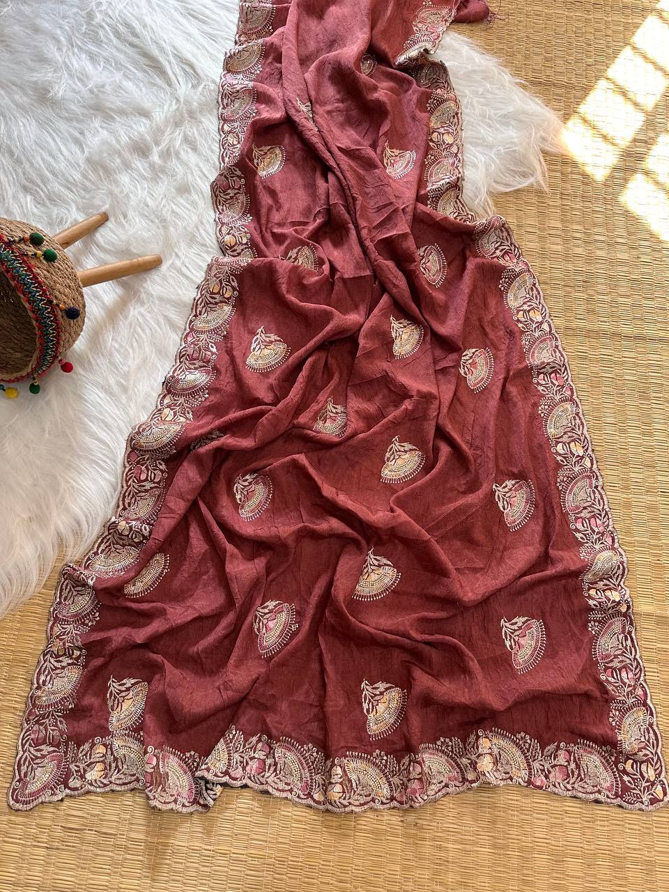 Superb Soft Refined Crunchy crush georgett base fabric Saree