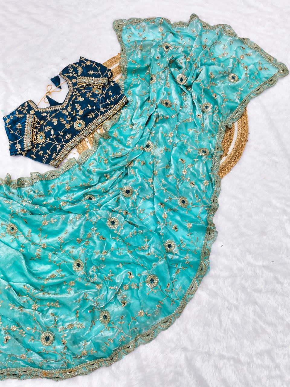 Very soft & elegant rich Launching New Designer saree