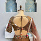 Sehen Sie umwerfend aus in diesem wunderschönen cremefarbenen Lehenga-Set