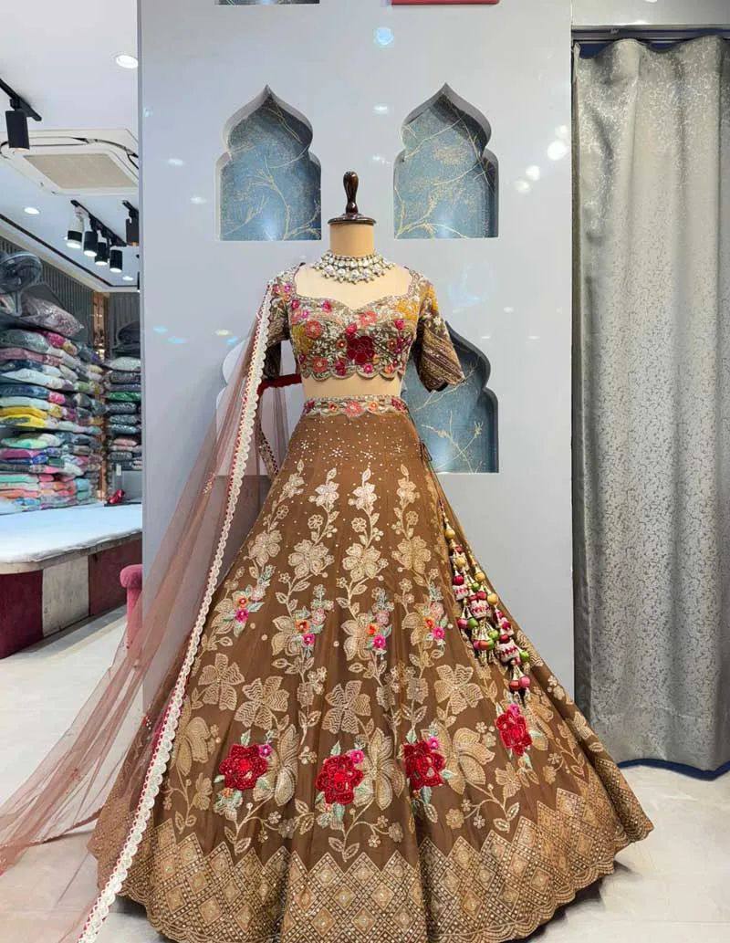 Sehen Sie umwerfend aus in diesem wunderschönen cremefarbenen Lehenga-Set