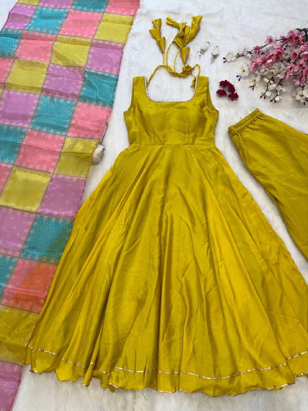 Presenting Exclusive anarkali shoot Design