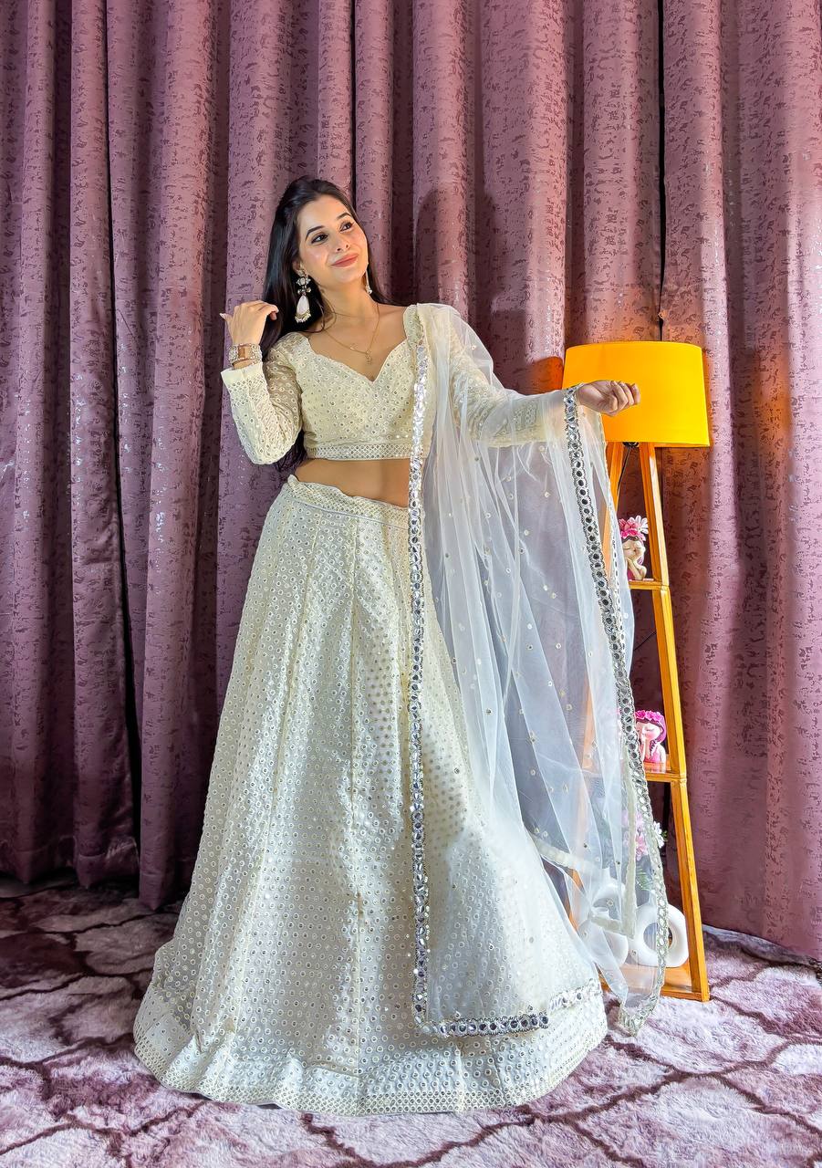 Feiern Sie den Charme der indischen Kultur mit diesem wunderschönen Lehenga-Set