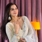 Feiern Sie den Charme der indischen Kultur mit diesem wunderschönen Lehenga-Set