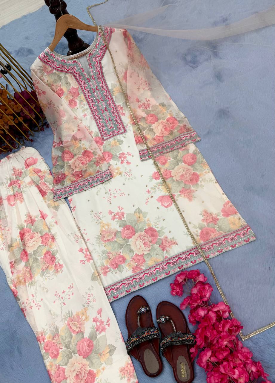 New Đěsigner Party Wear Look Pur Sifon Georgette Top