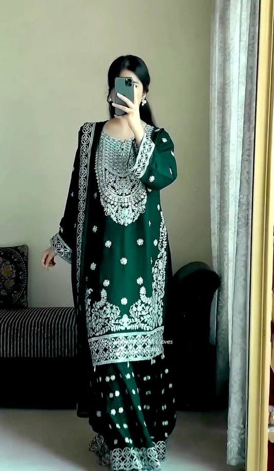 LAUNCHING NEW TRANDING COLLECTION 3 PIECE FANCY KURTI WITH PLAZZO