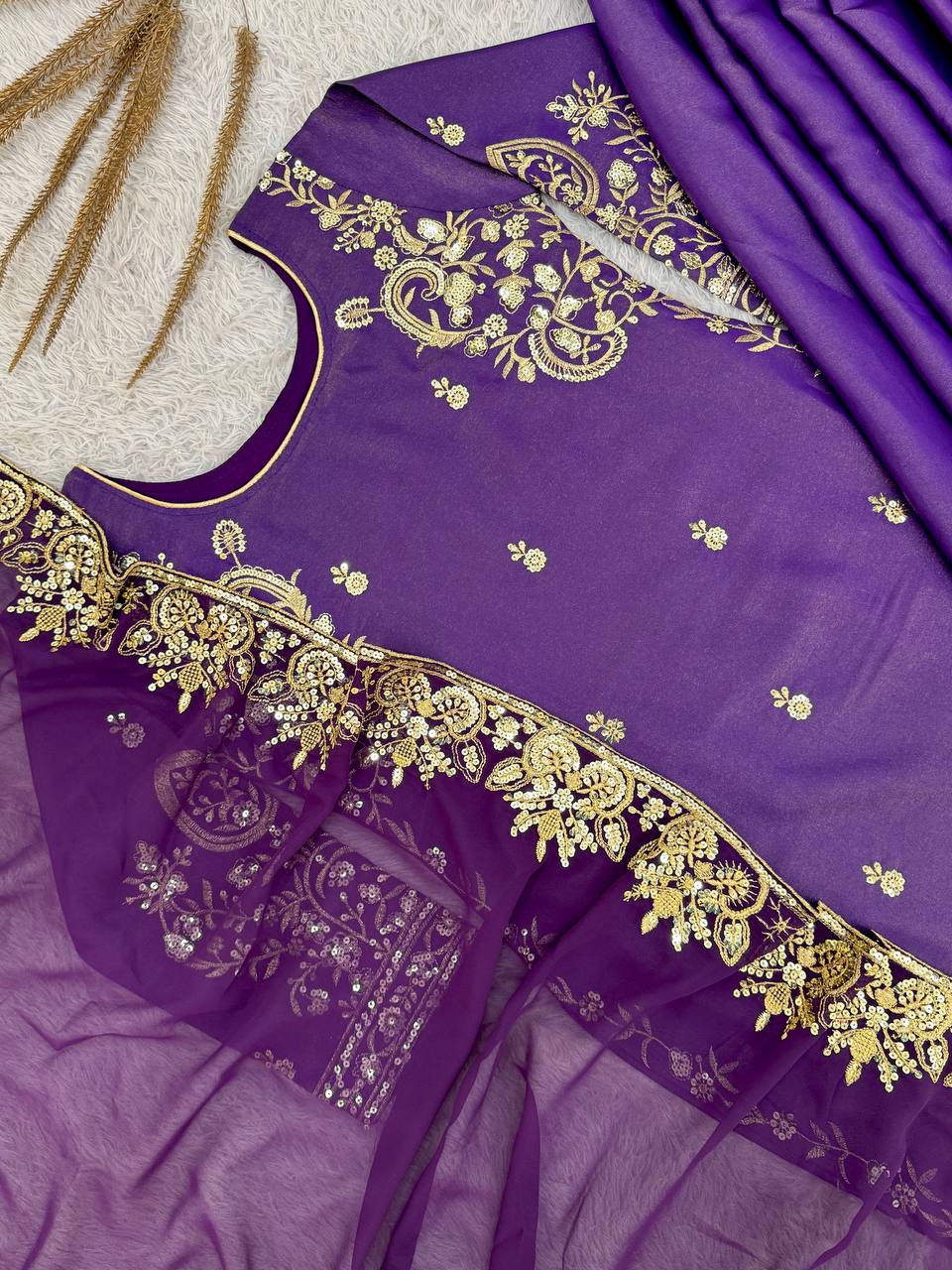 LAUNCHING NEW TRANDING COLLECTION 3 PIECE FANCY KURTI WITH PLAZZO