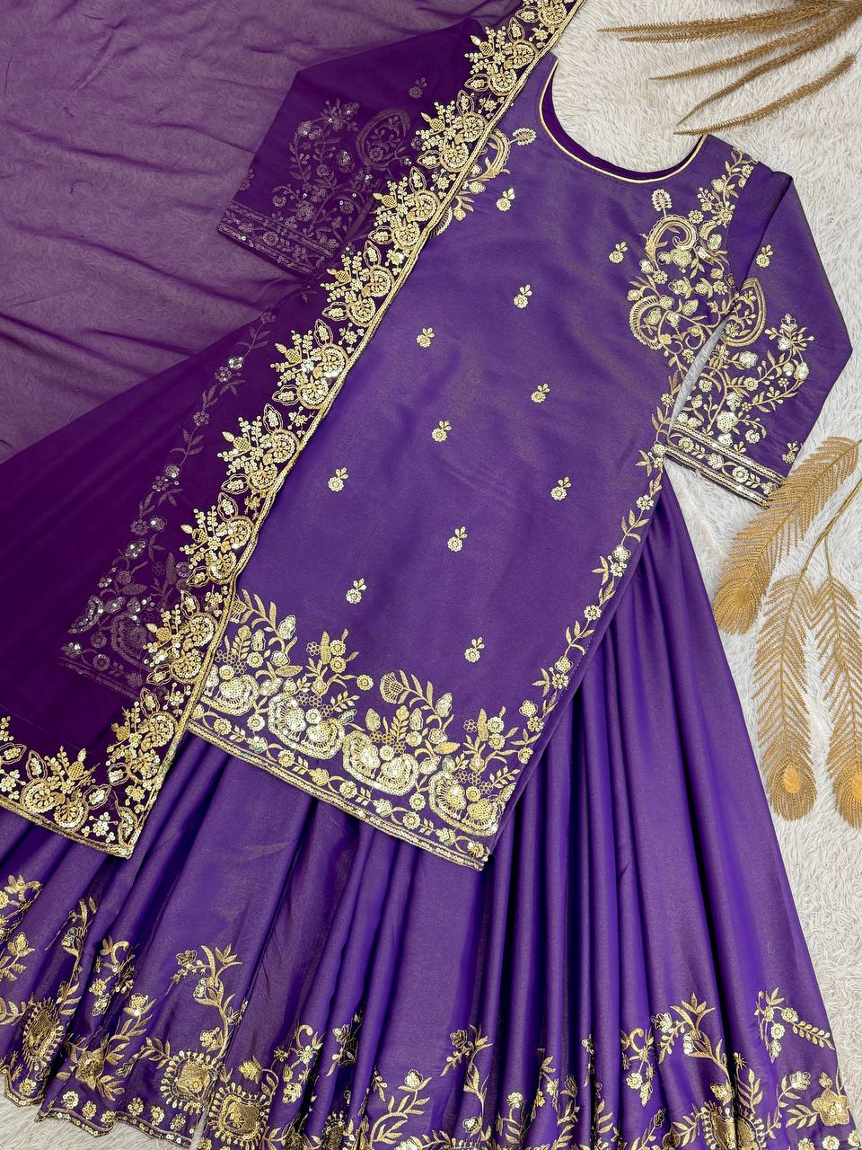 LAUNCHING NEW TRANDING COLLECTION 3 PIECE FANCY KURTI WITH PLAZZO