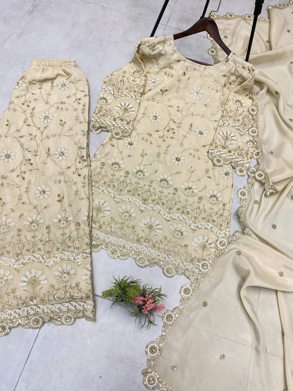 VÊTEMENTS DE COURSE TENDANCE HAUT EN FAUSSE GEORGETTE BRODERIE EN FIL DE COTON