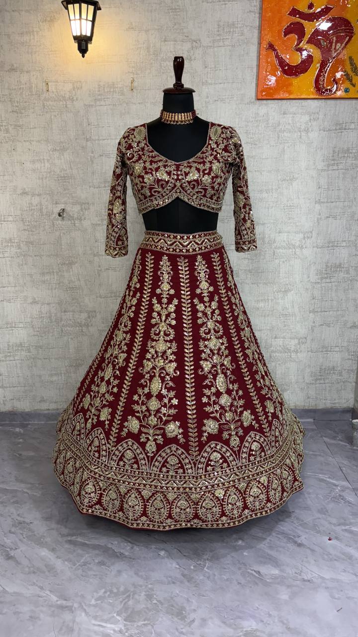 Sehen Sie umwerfend aus in diesem wunderschönen cremefarbenen Lehenga-Set