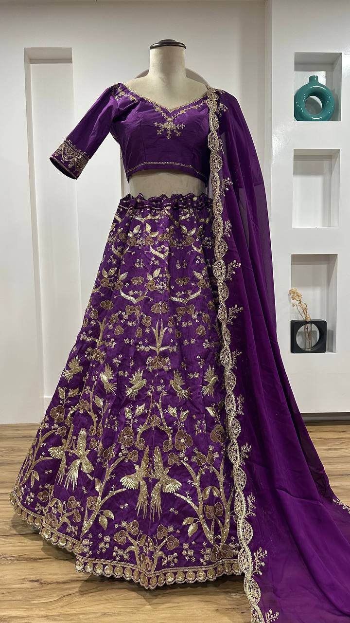 Célébrez le charme de la culture indienne avec ce magnifique ensemble lehenga