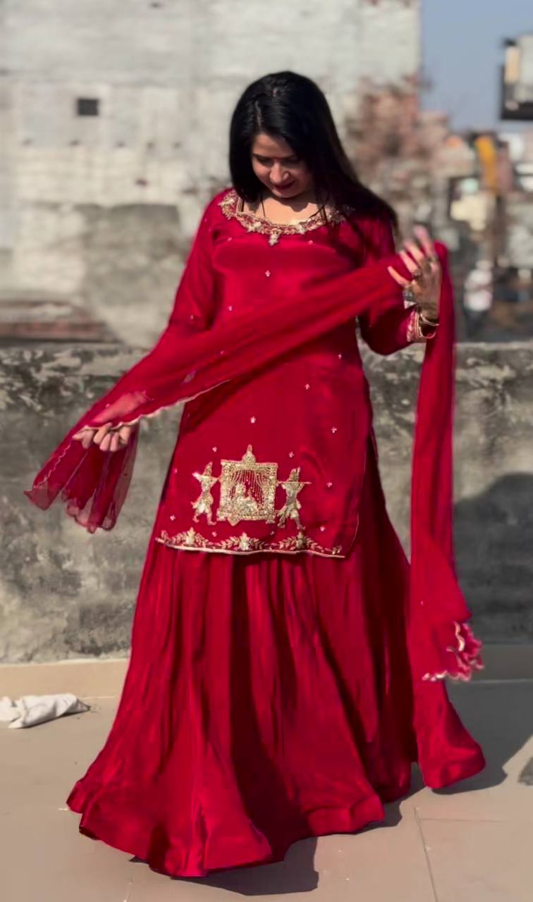 ENSEMBLE DE COSTUME ANARKALI PREMIUM PRÊT À ÊTRE FABRIQUÉ