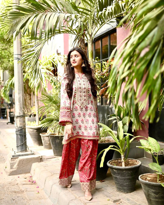 Launching New Đěsigner Party Wear Look Pur Natural Crepe Top & Farshi Palazzo